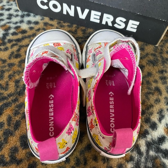 Very snazzy Animal Print Converse toddler girls size 8 - Picture 9 of 9